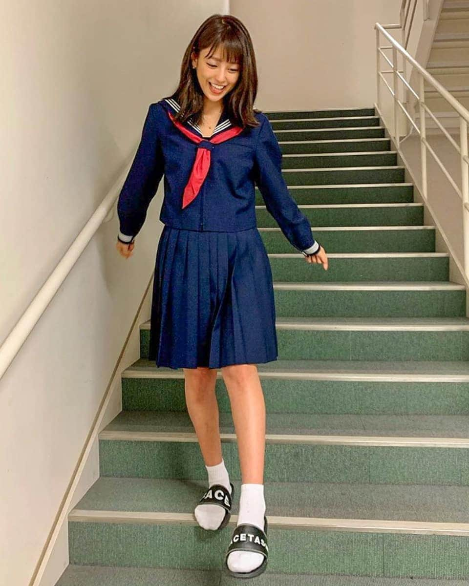 LIAR GIRL（女子アナ、他）さんのインスタグラム写真 - (LIAR GIRL（女子アナ、他）Instagram)「#岡副麻希 #アナウンサー #フリーアナウンサー #セントフォース #かわいい #美人 #セーラー服 #cute #beautiful」12月9日 0時25分 - tel_19141914