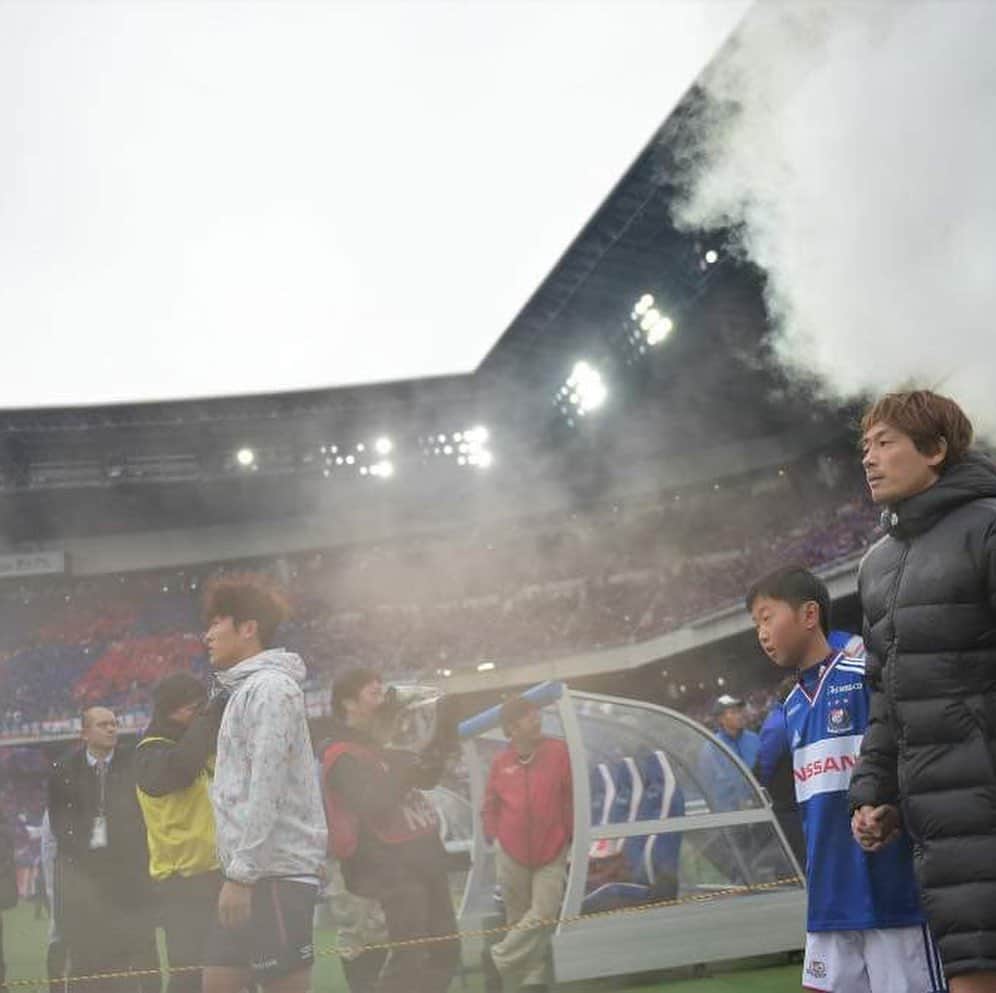 和田拓也さんのインスタグラム写真 - (和田拓也Instagram)「2019 J.LEAGUE CHAMPIONS みんなで掴み取った優勝 最高のチームでした！ #fmarinos #横浜fマリノス」12月9日 0時32分 - takuyawada33