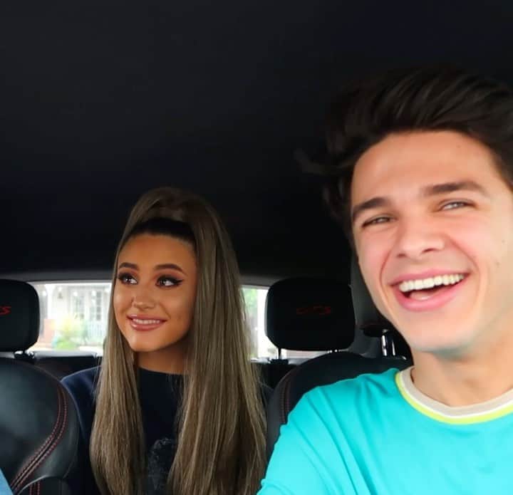 Brent Riveraのインスタグラム：「Surprising my friends with “Ariana grande!!”😍😜😂 @paigeniemann (video is on youtube)」