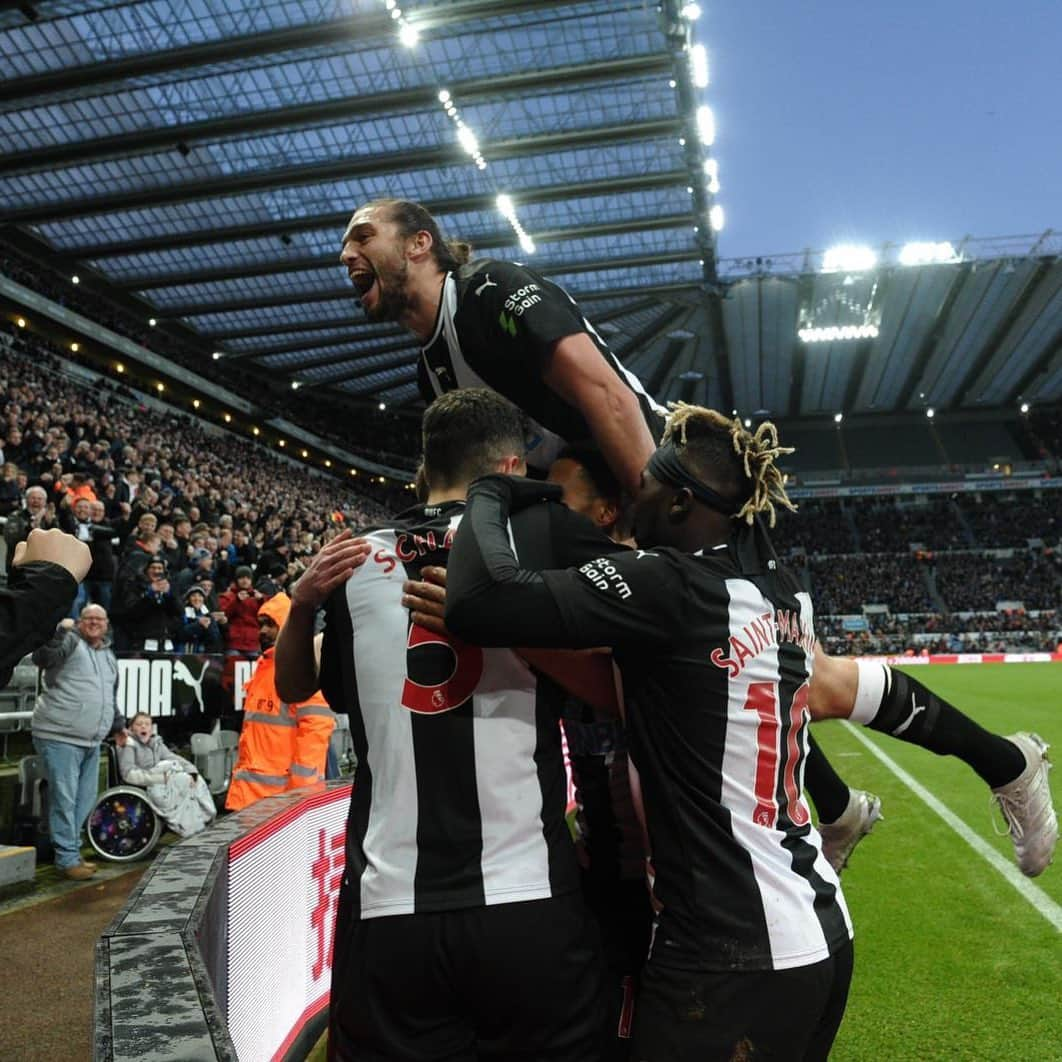 アンディ・キャロルさんのインスタグラム写真 - (アンディ・キャロルInstagram)「Sticking Together And Getting The Job Done!! #WeAreUnited #NUFC - - @iamserenataylor」12月9日 1時21分 - andytcarroll