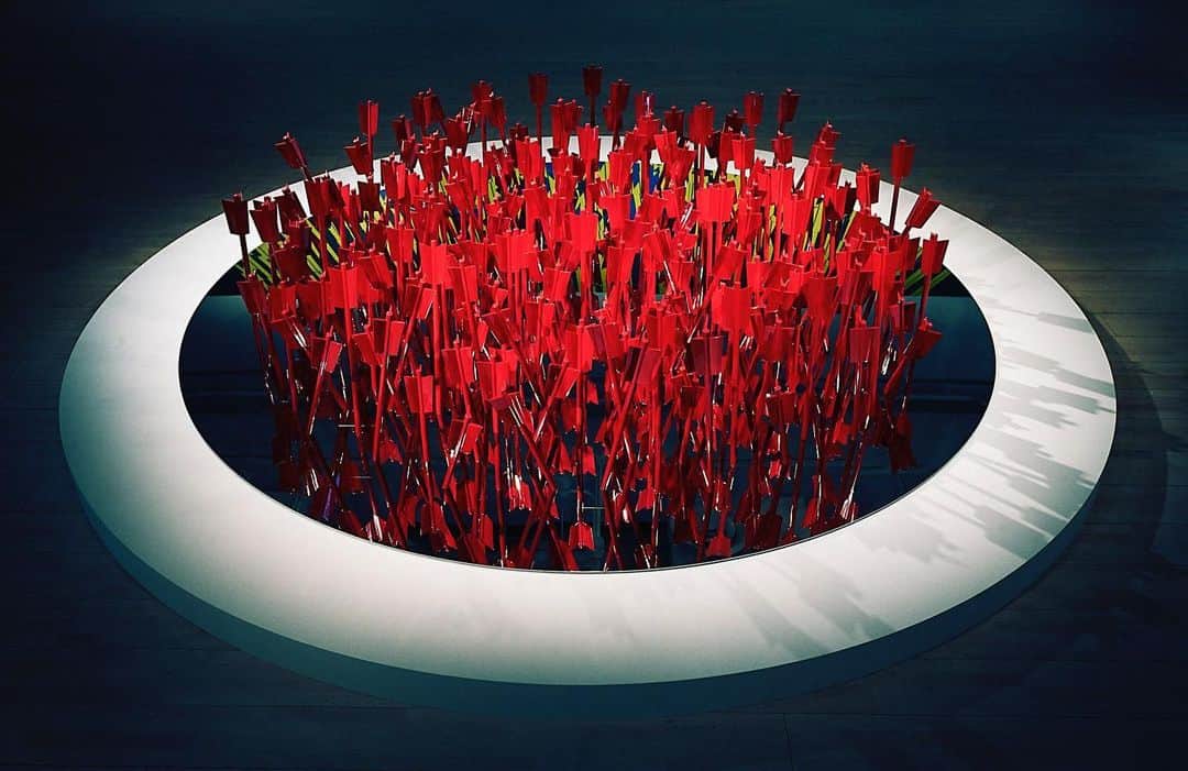 ノリタカタテハナのインスタグラム：「【 CURRENT 】TOKYO | SOLO EXHIBITION﻿ ﻿ “IT'S ALWAYS THE OTHERS WHO DIE”﻿ POLA MUSEUM ANNEX﻿ November 22 − December 22, 2019﻿ ﻿ POLA Ginza Bldg. 3F, 1-7-7 Ginza Chuo-ku Tokyo, JAPAN﻿ po-holdings.co.jp/m-annex﻿ ﻿ Arrows, 2019﻿ ﻿ ©︎2019 NT K.K.﻿ Courtesy of KOSAKU KANECHIKA﻿ Photo by @gionstudio﻿ ﻿ #NoritakaTatehana﻿ #HeellessShoes﻿ #PolaMuseumAnnex﻿ #Sculpture﻿」