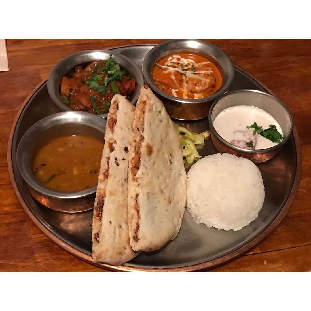 権藤朱実さんのインスタグラム写真 - (権藤朱実Instagram)「🍛 『shiva curry wara』 １１月末に訪れた時のメニュー♡ どれもこれも・・・はぁ  美味しい♡ 美味しすぎて笑っちゃう☺︎むふふ #shop #shivacurrywara #シバカリーワラ →@shivacurrywara #Japan #Tokyo #curry #spice #photo #akephoto #三軒茶屋 #カレー #インドカレー #model #satorujapan #akemigondo #モデル #サトルジャパン #権藤朱実 →@satorujapan_official @akemigondo ☑︎プロフィールのリンクにて、blog更新中☺︎ My blog『ake photo』 →http://ameblo.jp/akemi-gondo/」12月9日 16時28分 - akemigondo