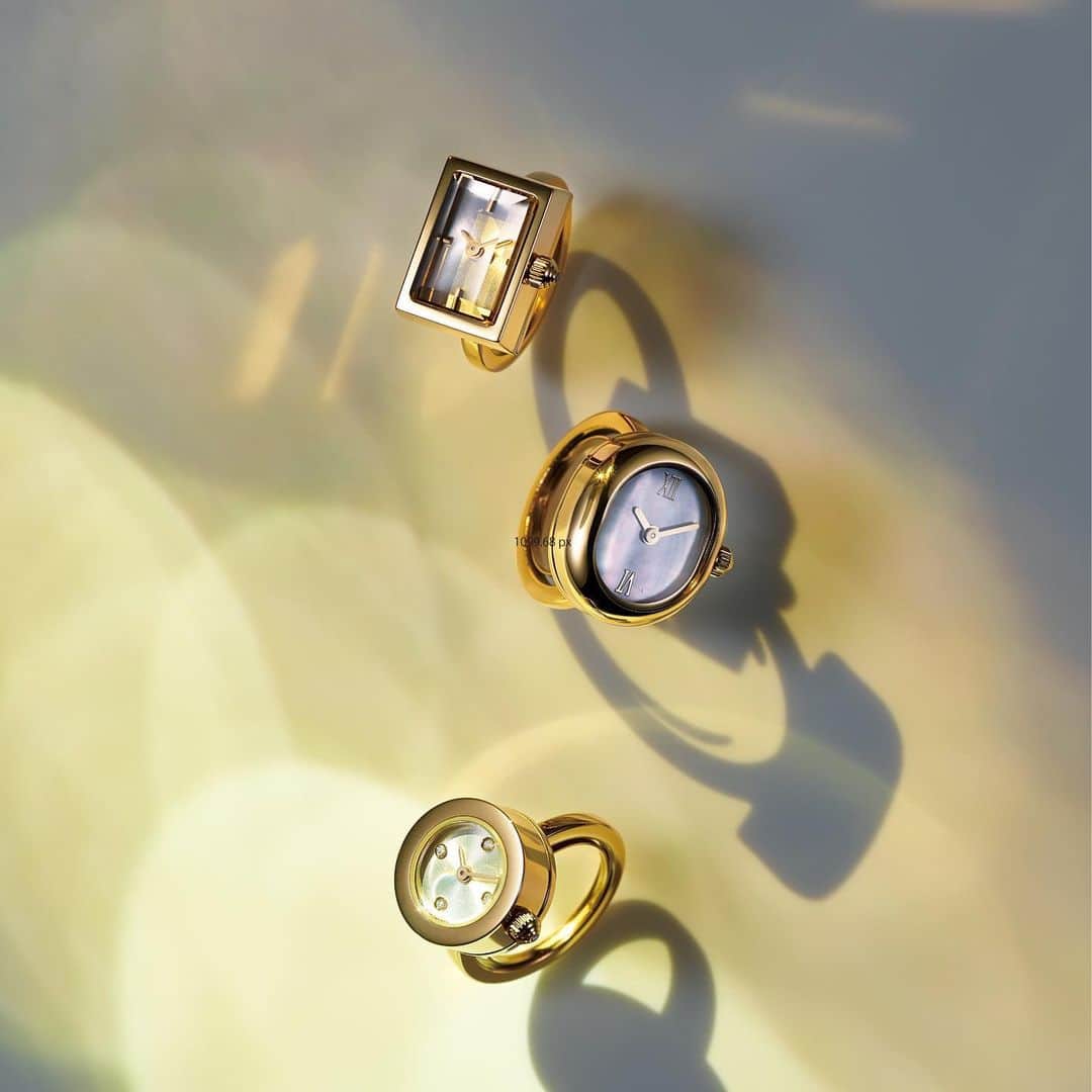 ペリエ千葉さんのインスタグラム写真 - (ペリエ千葉Instagram)「【本館 4F/ete】 “Ring watch” . 時計を指輪に見立てた、茶目っ気たっぷりなアイテム “リングウォッチ” . まるでおもちゃの宝石のようなプレイフルなフォルムでありながら、ぬかりないディティールが魅力 。 . . #ペリエ#ペリエ千葉#ete#エテ#ペリエDS #perie#PERIE」12月9日 15時11分 - perie_chiba