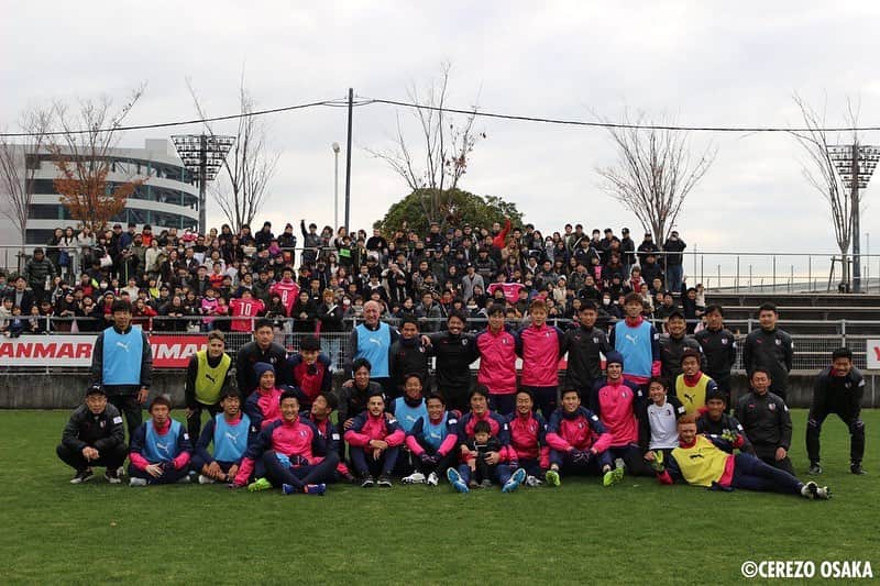 松田陸さんのインスタグラム写真 - (松田陸Instagram)「⚽️ 今シーズン応援ありがとうございました‼︎ #cerezo #Jリーグ」12月9日 15時31分 - riku_matsuda_02_official