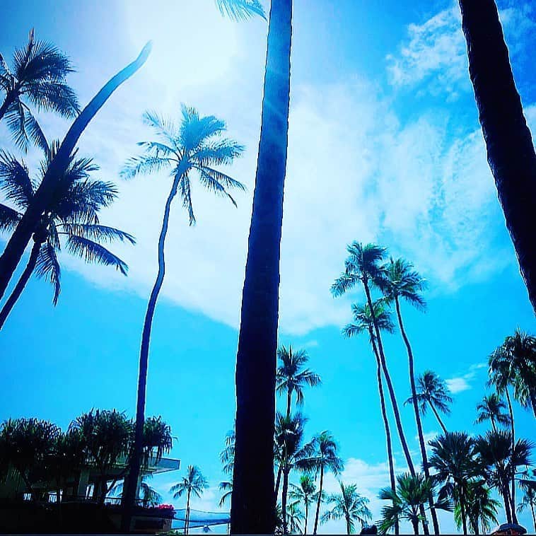 𝑯𝒊𝒏𝒂𝒏𝒐のインスタグラム：「. . #hawaii #hawaiistagram #hawaiilife  #pooll#beach#swimming#happy#☀️」