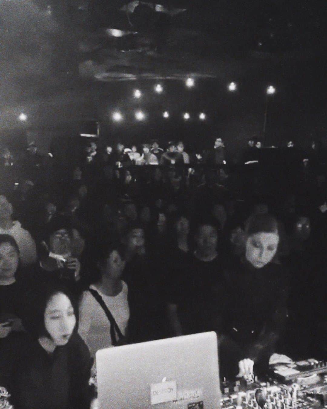 ダイアナチアキのインスタグラム：「2019.12.07  MIDI P @sakanaction_nf」