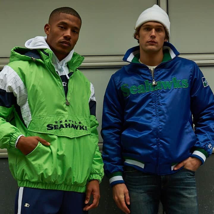 スターターさんのインスタグラム写真 - (スターターInstagram)「Primetime vibe! @seahawks #SundayNightFootball Jackets available at starterblacklabel.com & @fanatics」12月9日 8時07分 - starterofficial