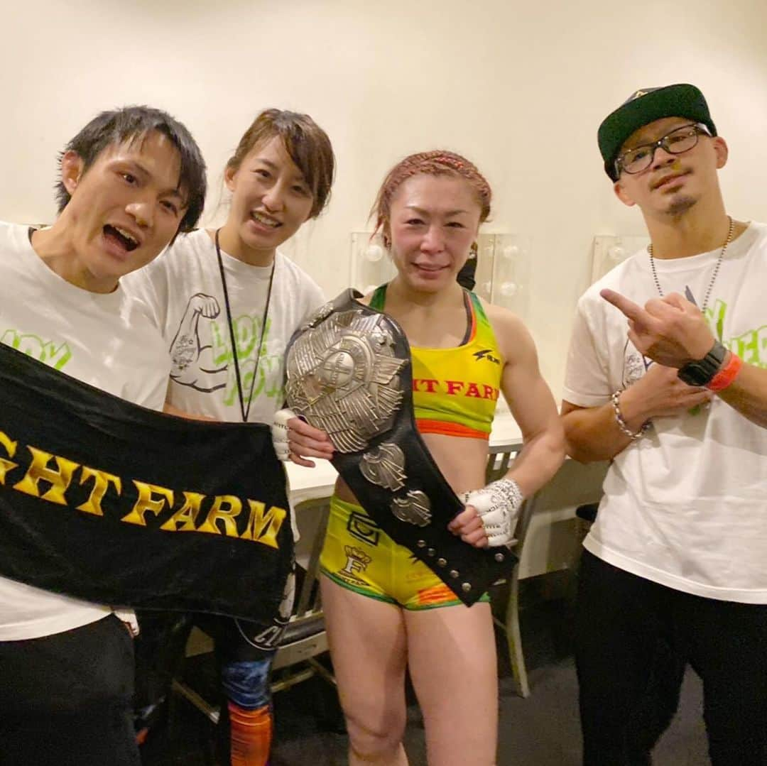 杉山しずかさんのインスタグラム写真 - (杉山しずかInstagram)「pancrase champion @emi_fujino  #豚豚」12月9日 10時03分 - shizukasugiyama0211