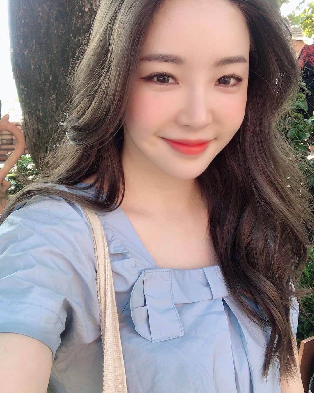 キム・ドヒさんのインスタグラム写真 - (キム・ドヒInstagram)「- 그동안 비가 많이 왔다는데 오늘은 날이 이렇게 좋네 :)」12月9日 16時42分 - dohya_kh