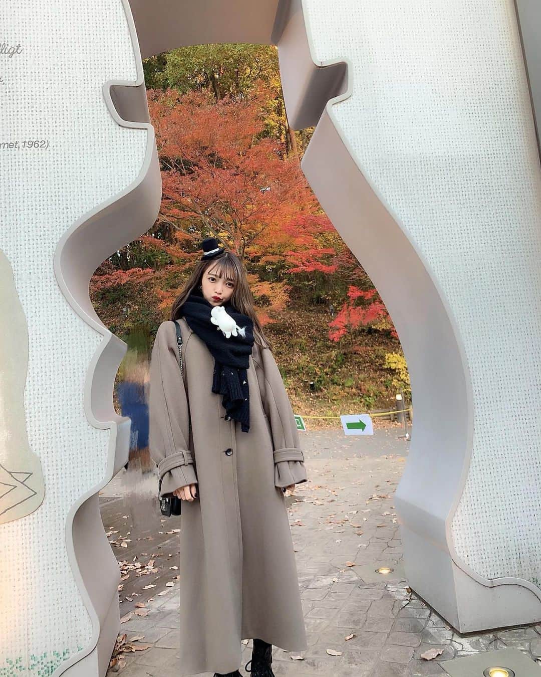 郡司英里沙（えりちょす）のインスタグラム：「﻿ ﻿ #郡司服 ︎︎⚑︎⚐︎﻿ ﻿ ﻿ 頭飾りなんかつけちゃって﻿ ﻿ 26歳、浮かれてます。﻿ ﻿ ﻿ #ムーミンパーク﻿ ﻿ ﻿ ﻿ ﻿ ﻿ ﻿ #郡司英里沙 #pimms #ピムス #ぴむす﻿ #ストリート系女子﻿ #ストリートファッション﻿ #japaneseidol #idol #model #selfie ﻿ #kawaii #instagood #followme #me﻿ #팔로우 #셀피 #셀스타그램 #멋스타그램 #코디﻿」