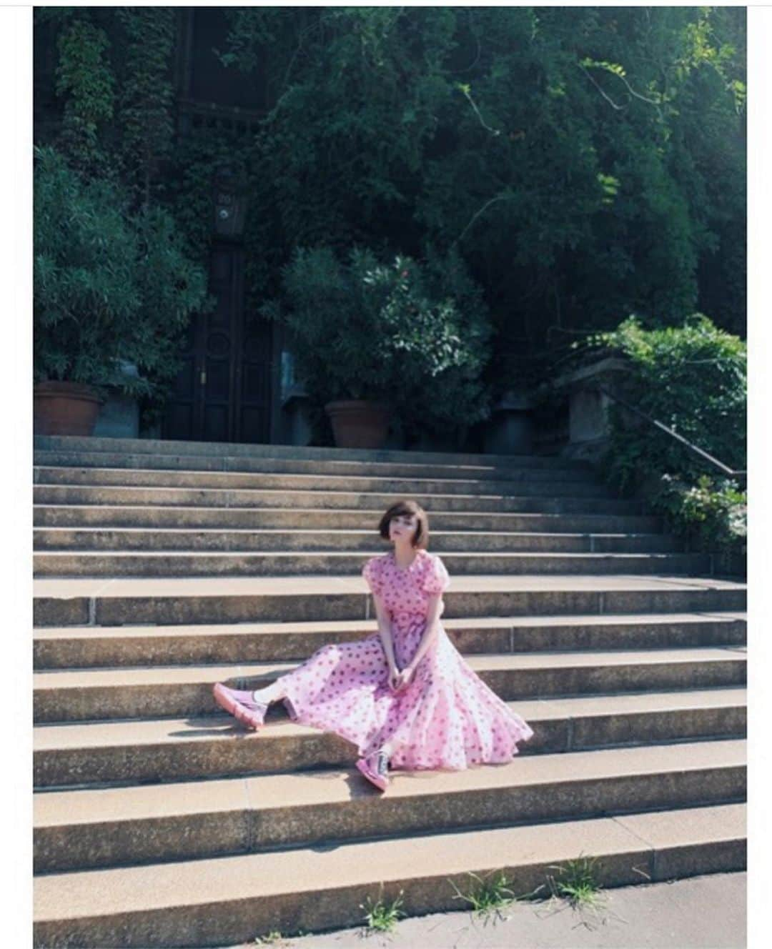 管沼詩乃さんのインスタグラム写真 - (管沼詩乃Instagram)「💗Pretty in Pink in Milan🇮🇹 @voguegirljapan」12月9日 12時08分 - shinosuganuma