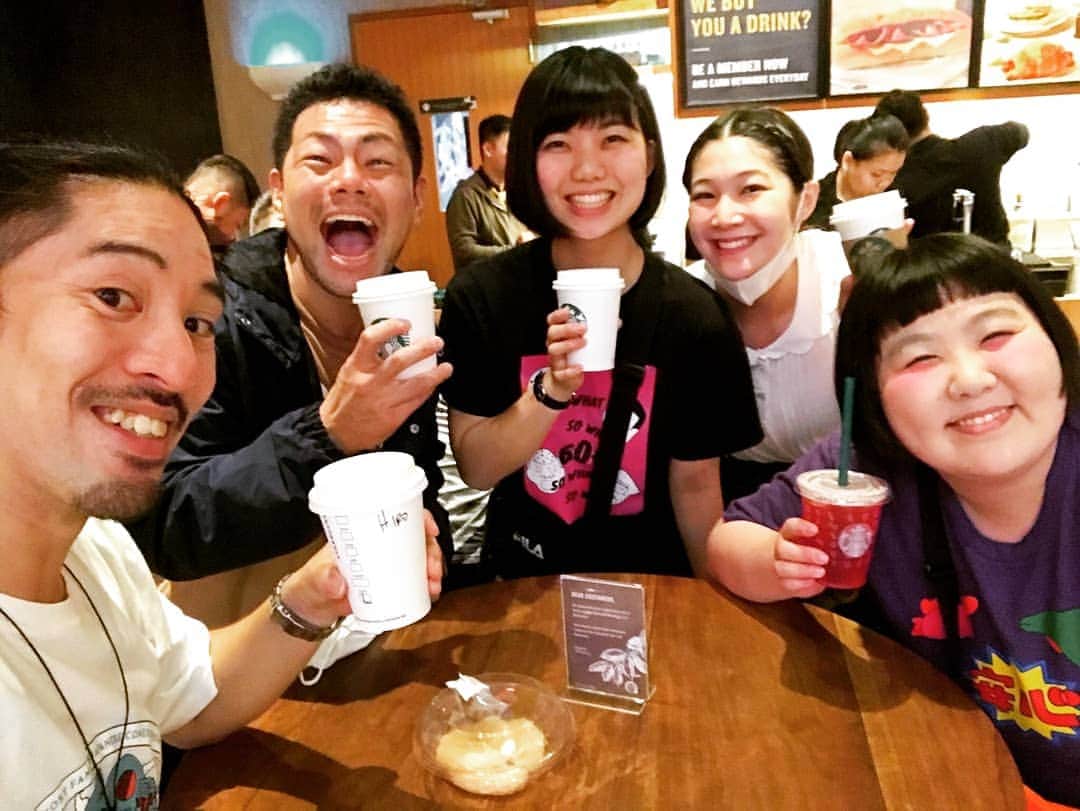 太田芳伸のインスタグラム：「あー、楽しかった🎵 無事 インドネシア🇮🇩から帰ってきました✨  さぁ、今日の夜は 新喜劇ー１グランプリですよー🎵 皆来てねー‼️」