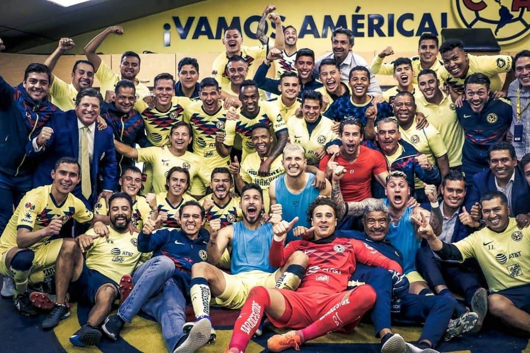 ギジェルモ・オチョアさんのインスタグラム写真 - (ギジェルモ・オチョアInstagram)「“Al América no les vas, del América eres” 🔥💪🏻」12月9日 12時55分 - yosoy8a