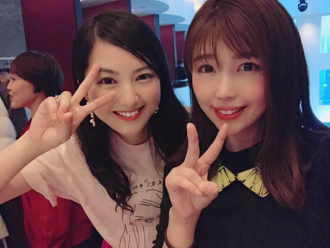 中村愛さんのインスタグラム写真 - (中村愛Instagram)「📻♡ ・ ・ ・ 昨日は照美さん馴染めたかなあ？いや、女性の多さにビックリしていた‼️ でもちゃんと私の話もしてくれて優しさの極み❣️ 他のパイセンたちともしっかりちゃっかりお話しさせて頂きました✨  当の私は、 #柴田幸子 シバサチちゃんに絡んでいました。ごめんね🙏 そして、はまじゅんチャンがアンミカさんに見えて仕方なかったw 伊津野兄貴とつよしさんと撮り忘れた！ #bayfm #中村愛」12月9日 14時22分 - nakamuramura_ai