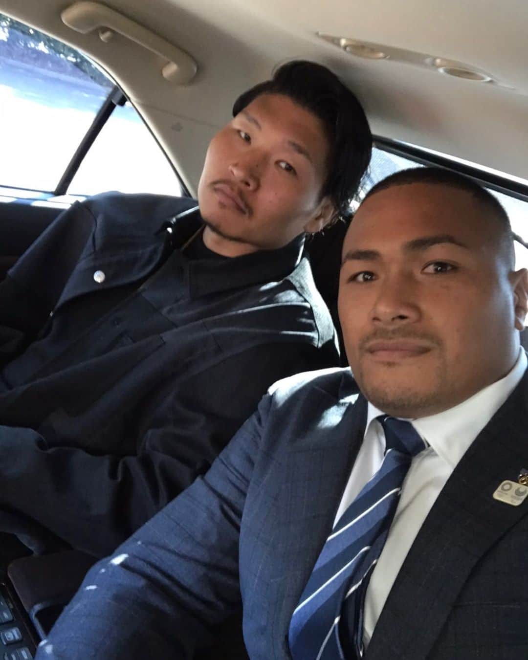 のインスタグラム：「大阪。Panasonic本社にご挨拶へ伺わせて頂きました。ありがとう御座いました。帰り道なのでスーツは脱ぎました。 #panasonicwildknights」