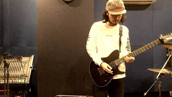 KO-TAのインスタグラム：「いよいよ来週！！﻿ 12/17(火)渋谷CLUB QUATTRO﻿ "SWANKY PLAYGROUND ONEMAN"遊びに来てください！！﻿ ﻿ #StoryBeginsのギターソロ弾いてみた #Ibanez」