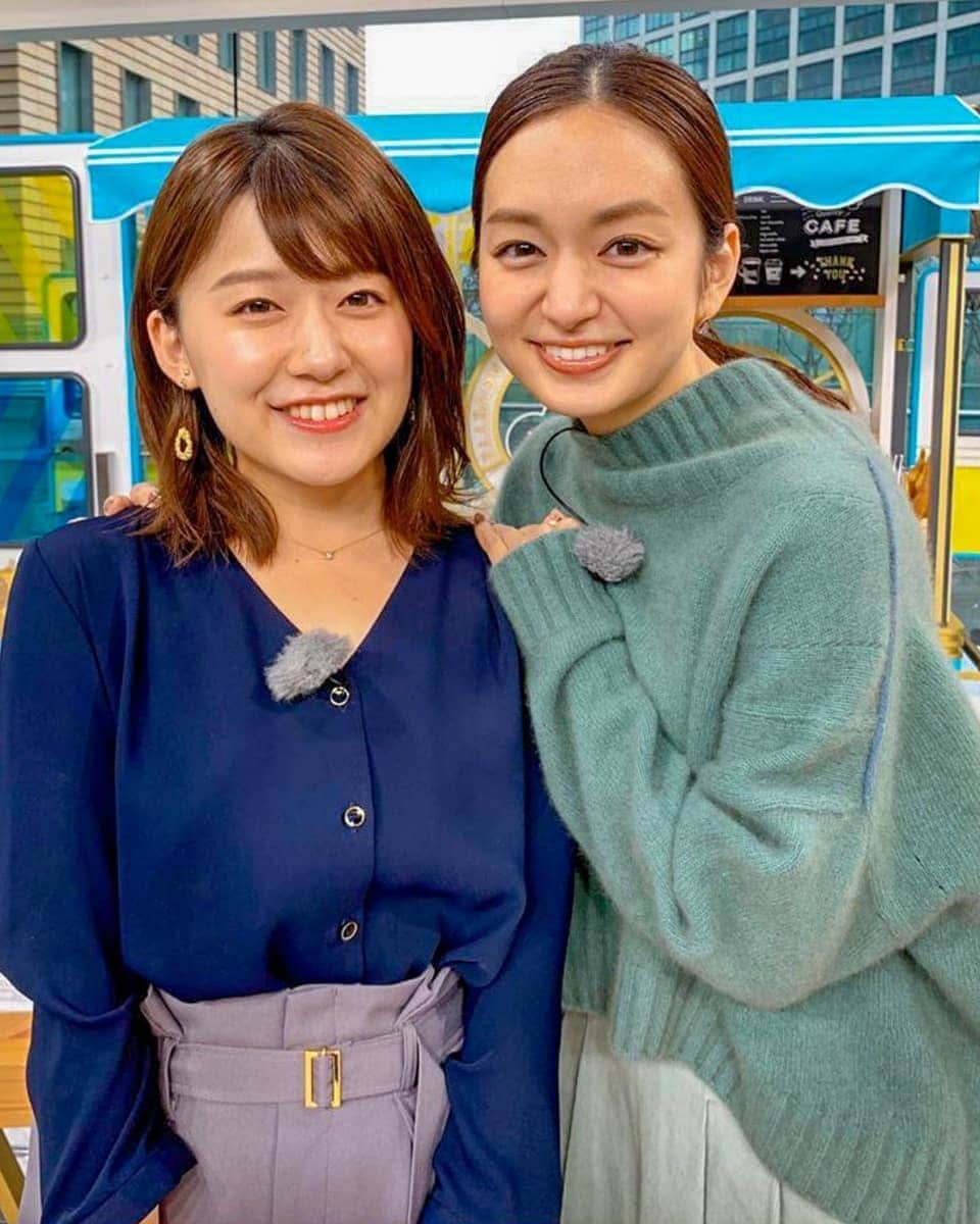 LIAR GIRL（女子アナ、他）さんのインスタグラム写真 - (LIAR GIRL（女子アナ、他）Instagram)「#後藤晴菜 #尾崎里紗 #アナウンサー #女子アナ #日本テレビ #かわいい #美人 #cute #beautiful」12月10日 0時21分 - tel_19141914