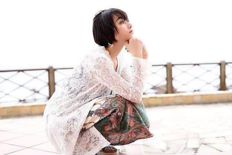 のインスタグラム：「どんどん寒くなる… 日も落ちるのが早くなる… もう冬だなぁ… 夏が恋しい… #冬はにがてです#冬の匂いがする」