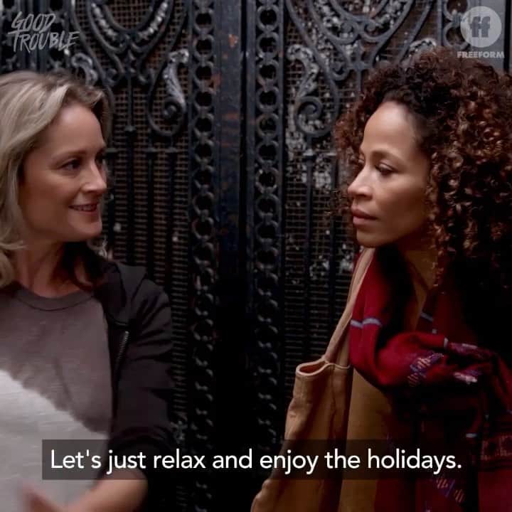 フォスター家の事情のインスタグラム：「Stef & Lena are ready for a relaxing holiday with the family.  ______________________________ 1 WEEK until the @GoodTrouble Holiday Special. Don't miss it next Monday at 9p/8c on @Freeform.」