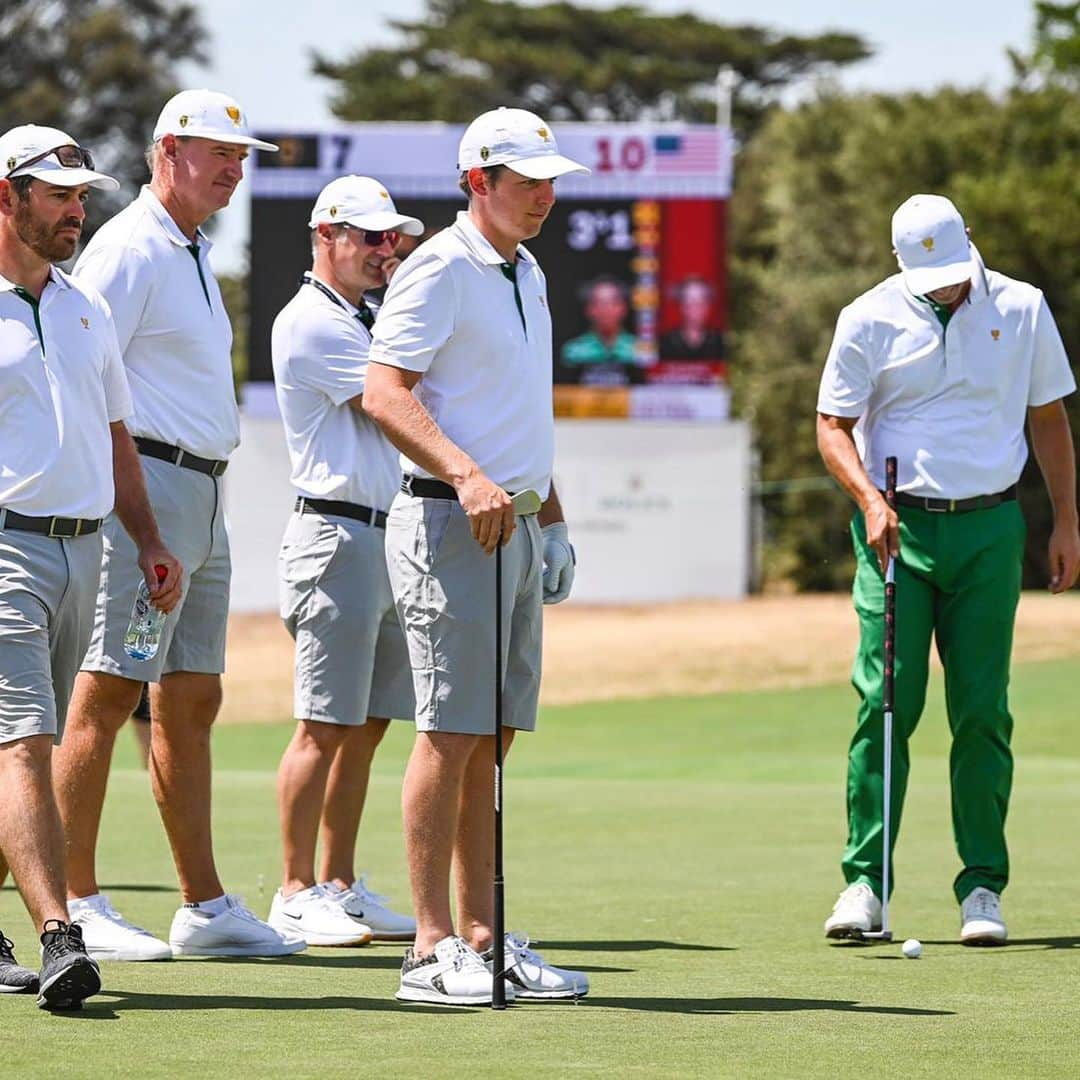 アーニー・エルスさんのインスタグラム写真 - (アーニー・エルスInstagram)「Got a first look with the team today at Royal Melbourne. The course is in spectacular shape! @presidentscup  @visitmelbourne」12月9日 17時13分 - ernieelsgolf