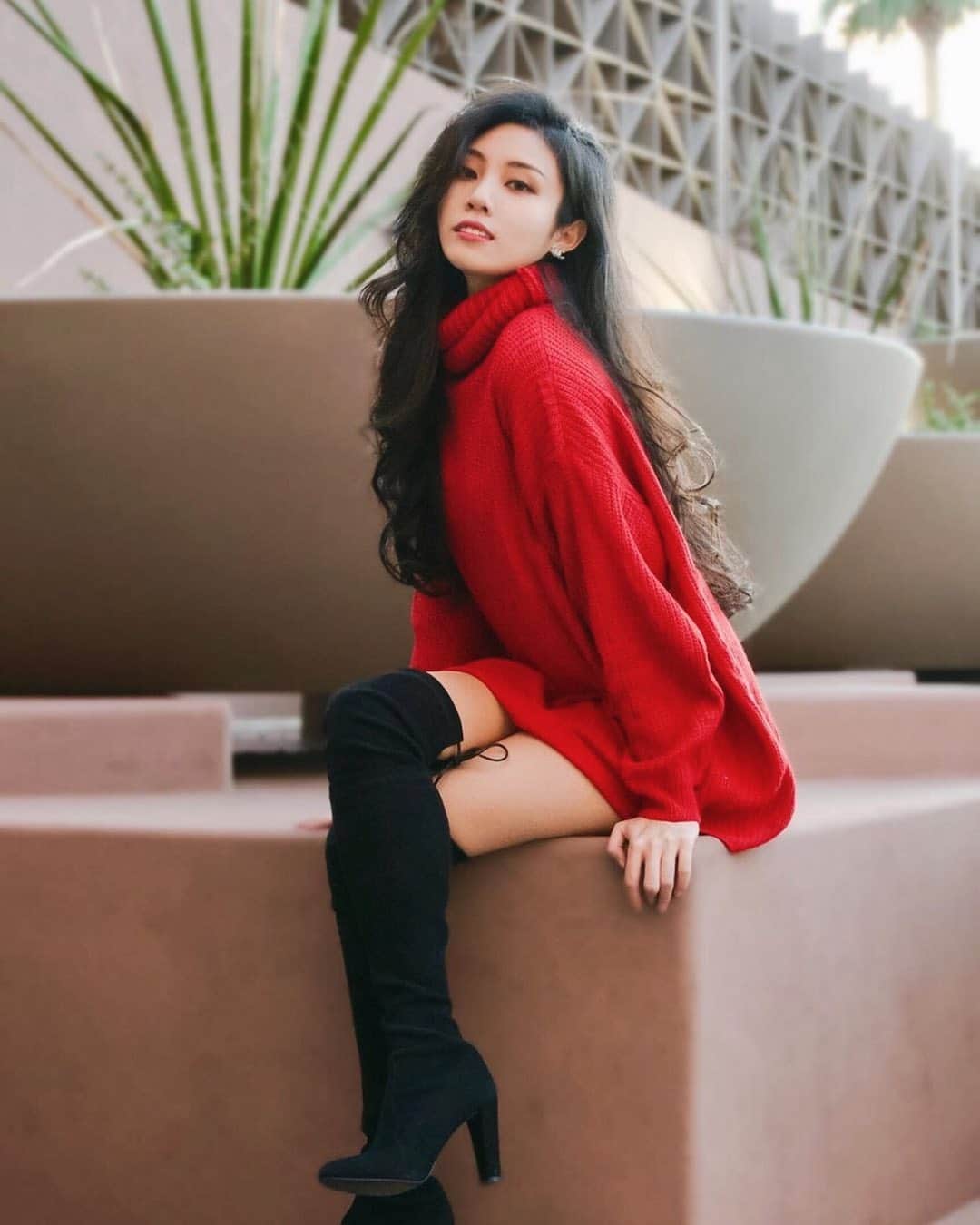 SHEINさんのインスタグラム写真 - (SHEINInstagram)「Red day.♥️ @tangtangjulia Shop 'Solid High Neck Drop Shoulder Sweater Dress' link in bio. ID:801018 #SHEIN #SHEINgals #SHEINstyle #SHEINfw2019  #solid」12月9日 18時58分 - sheinofficial