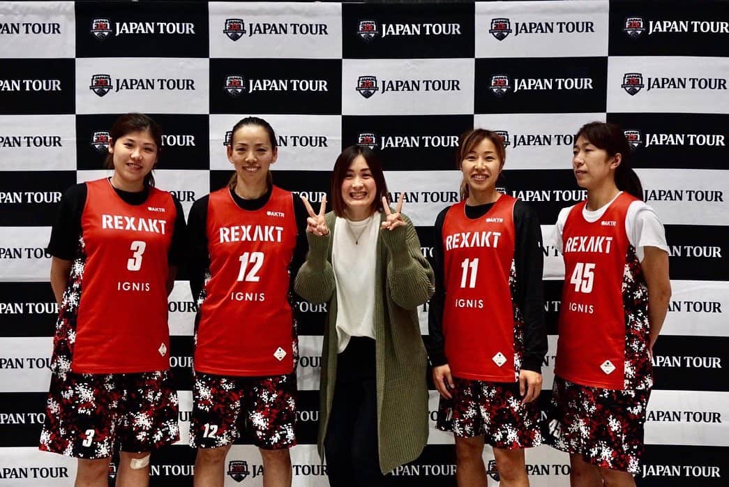 矢野良子さんのインスタグラム写真 - (矢野良子Instagram)「2019/12/7 Sat. . REXAKT優勝. . . 3x3 JAPAN TOUR 2019 Round13 in Osaka @TWIN21.Round13優勝 . ◆試合結果 〈予選リーグ〉 vs HOOP STAR  19-12 vs SUN HEARTS  21-15 . 〈セミファイナル〉 vs TOKYO DIME  21-10 . 〈ファイナル〉 vs SIMON  19-10 . #3x3JPT #3x3JAPANTOUR2019 #fiba3x3  #3x3 #basketball #stance #aktr #REXAKT #矢野良子 #名木洋子 #前田有香 #石川麻衣 #大阪 #京橋 #TWIN21 . . . 次は年内ラスト12/28 Sat. JAPAN TOUR Round.14 @浅草に参戦予定 #浅草」12月9日 18時58分 - ryo_yano12