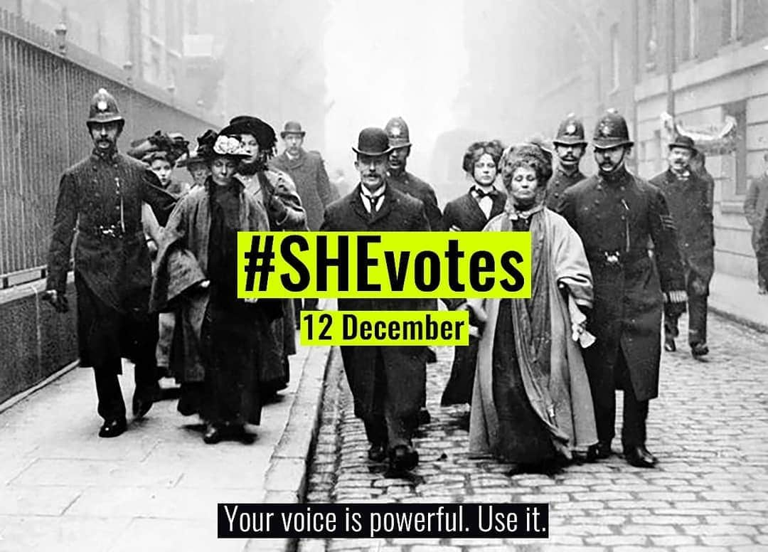 ローラ・カーマイケルさんのインスタグラム写真 - (ローラ・カーマイケルInstagram)「Only 46% of women aged 18-30 say they will vote. That blows my mind!! Make a plan to vote this Thursday. Your voice is powerful. Use it. #SHEvotes」12月9日 19時08分 - larrycarmichael