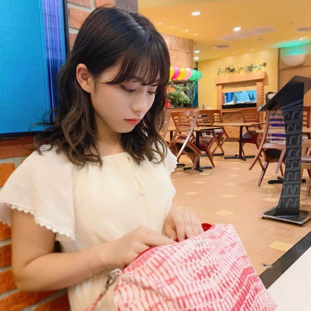 坂本遥奈さんのインスタグラム写真 - (坂本遥奈Instagram)「夏休みという名のお休みを少しいただいたので旅行に行ってきました〜✈️ 12月にこんな格好したことないかも😂」12月9日 19時43分 - haruna_sakamoto_official