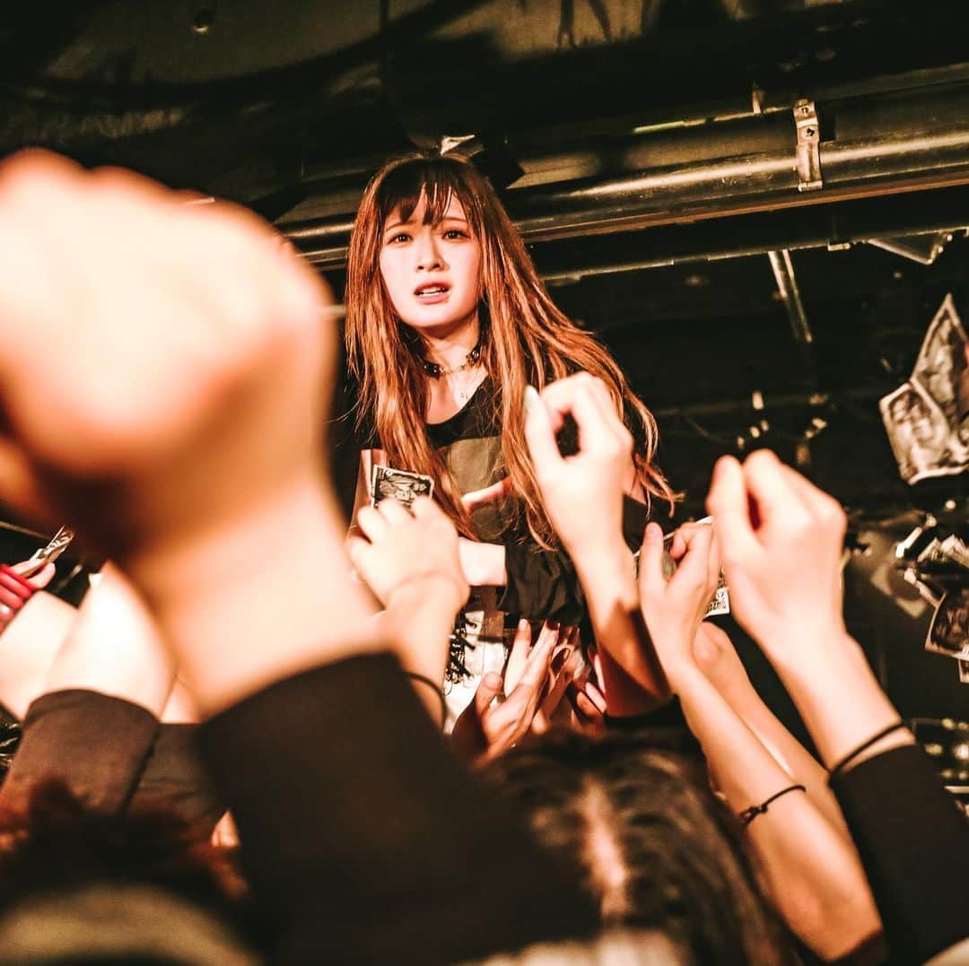 LADYBABYさんのインスタグラム写真 - (LADYBABYInstagram)「#LADYBABY LIVE Photo  19.12.6（金） @ 京都MOJO SEE YOU Reburn TOUR京都公演  #金子理江 #池田菜々 #唐沢風花 #有馬えみり」12月9日 19時59分 - ladybaby_jp