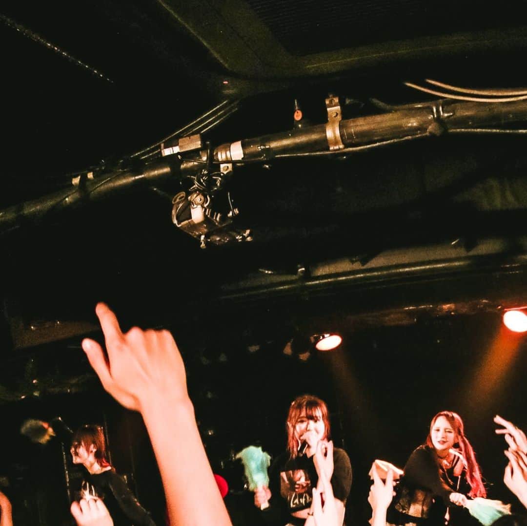 のインスタグラム：「#LADYBABY LIVE Photo  19.12.6（金） @ 京都MOJO SEE YOU Reburn TOUR京都公演  #金子理江 #池田菜々 #唐沢風花 #有馬えみり」