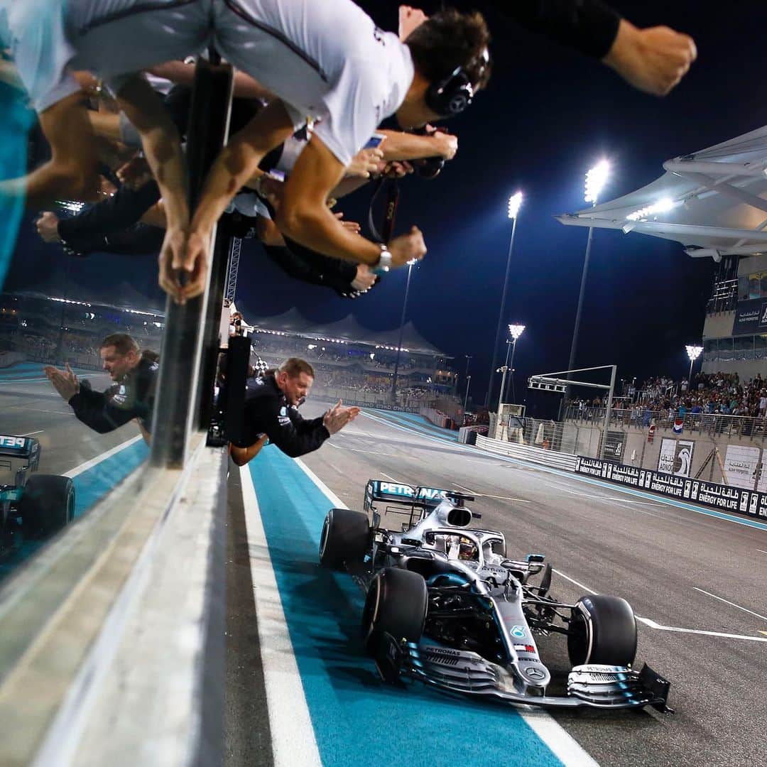 MERCEDES AMG PETRONASのインスタグラム