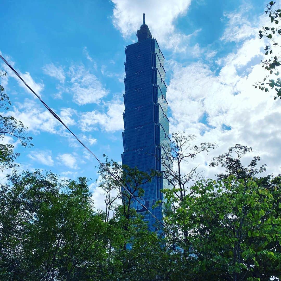 古市憲寿さんのインスタグラム写真 - (古市憲寿Instagram)「初めてなのにずっと知ってた街みたい。　#台北」12月9日 20時18分 - poe1985