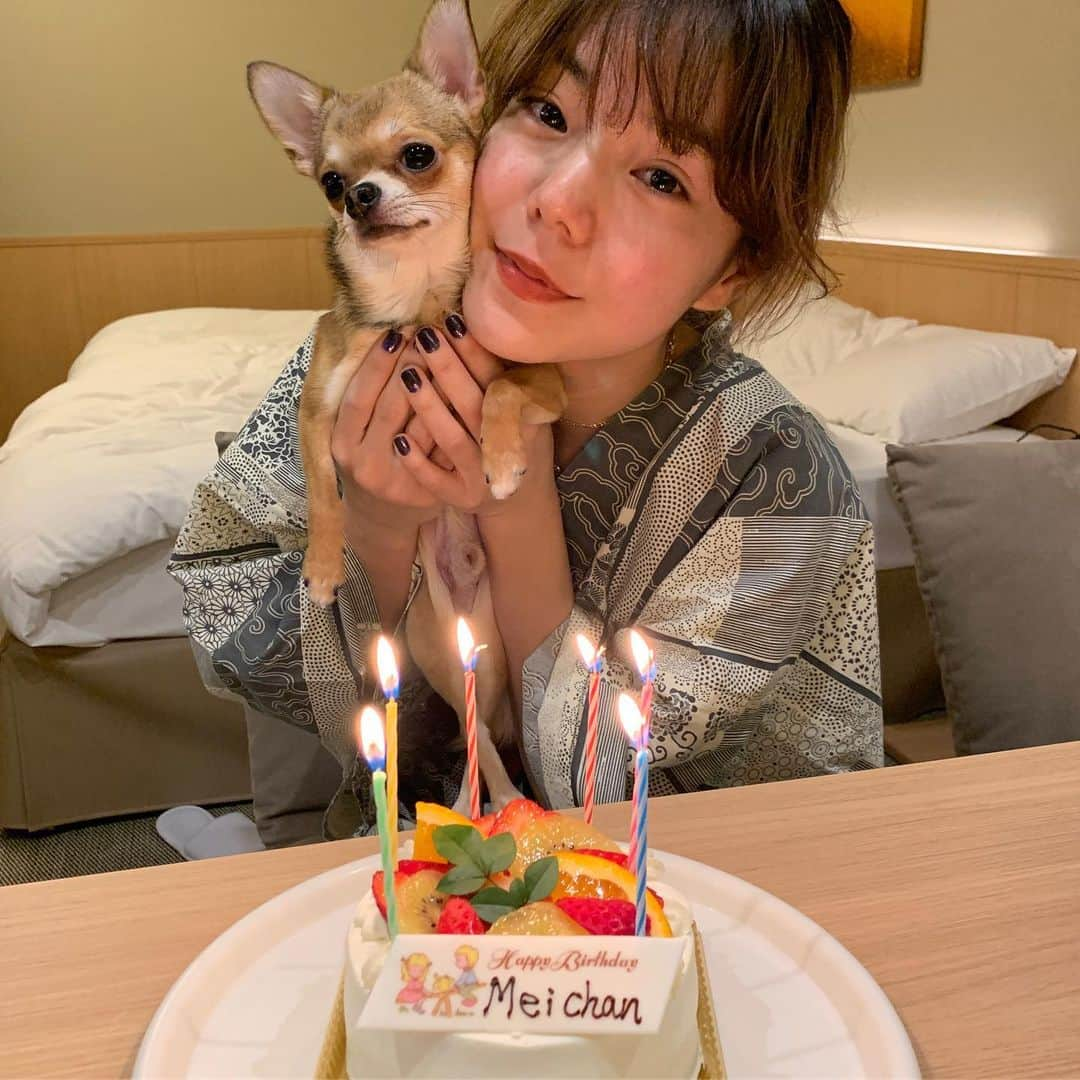 長澤メイさんのインスタグラム写真 - (長澤メイInstagram)「誕生日旅行🎂❤️ uniも泊まれて部屋にドックランも あって露天風呂もついてる最高🥺🥰 ごはんも美味しいし みんなディズニーみたいな対応だし ワンちゃんに優しいから 最高～～🙏❤️ #誕生日旅行 #箱根 #レジーナリゾート箱根」12月9日 20時49分 - xxmeixx1208