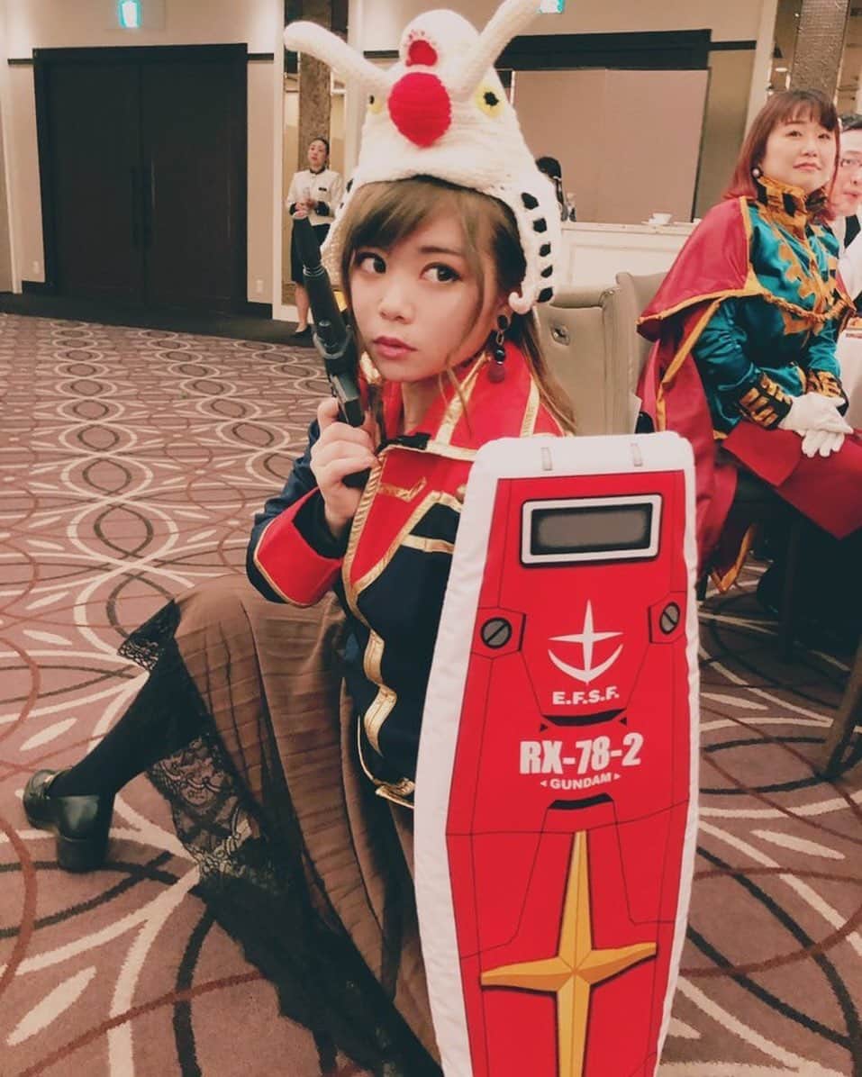 兼田玲菜さんのインスタグラム写真 - (兼田玲菜Instagram)「きどうせんし。がんだむ。  Fire up your soul! Fire up your soul! Fire up your soul, Gundam Make you rush-to the field♫  #gundam #robot #Warrior #fight #action #party #anime #cosplay #disguise #masquerade #japan #Instagram」12月9日 21時24分 - renakaneta4_samurai