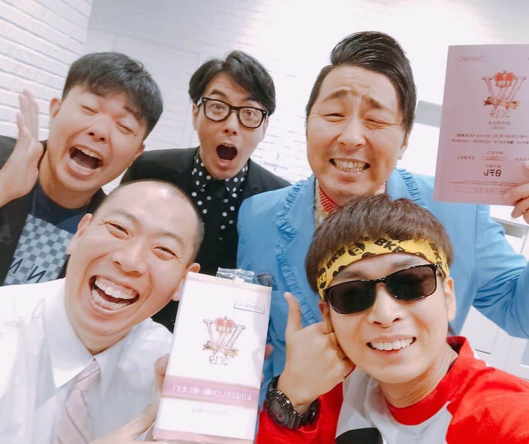 のインスタグラム：「今年も！ #THEW 本番前まで、 #レギュラー #BKB #どりあんず 3組で盛り上げさせて頂きました！ #3時のヒロイン  優勝おめでとう㊗️ あと、先生！また一緒に！」