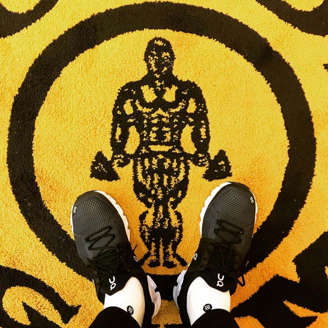 宇野薫のインスタグラム：「UNOTRAINIG @goldsgym_yokohamabashamichi  @goldsgymjapan  #unotraining  UNO☆KICKS @on_running @stance_japan  #unokicks #caoluno #宇野薫」