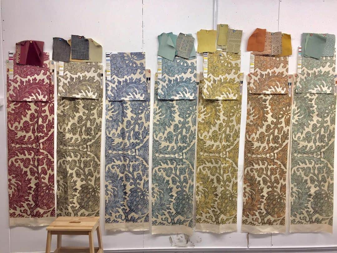 のインスタグラム：「Meet the Maker | Lewis & Wood  We are thrilled to share an inside look into British fabric and wallpaper experts @lewisandwood , the company we commissioned to supply fabrics for our flagships in London and Tokyo. “Craftsmanship is skill and we work with the best. What’s great is we often get people from a non textile background to turn their hand and work out of their comfort zone, and the results are always really interesting.” - Ben Lewis  Swipe our stories for the full interview. #MeetTheMaker」