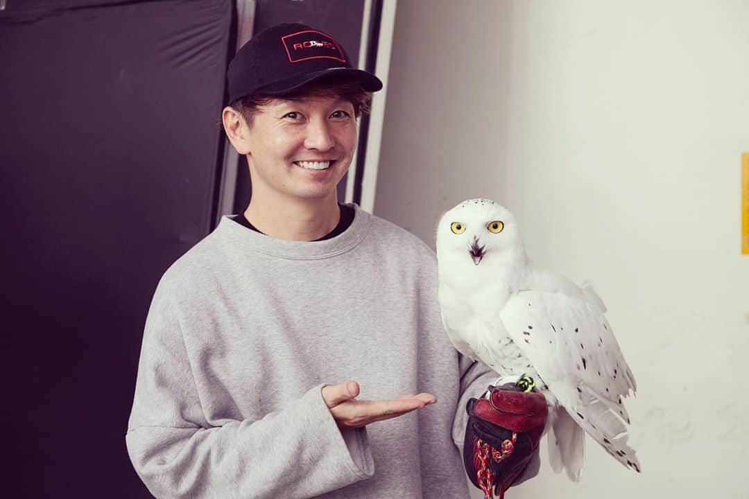 SHOCK EYEさんのインスタグラム写真 - (SHOCK EYEInstagram)「縁起のいい学問の神様、幸運を運ぶ使者、フクロウさんと共演^_^ #R1 #明治 #フクロウ #不苦労 #shockeye #合格祈願 #受験生応援」12月10日 9時51分 - shockeye_official