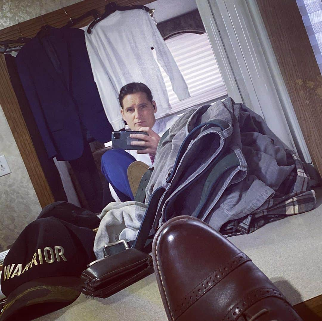 ピーター・ファシネリさんのインスタグラム写真 - (ピーター・ファシネリInstagram)「#AnActorPrepares  #13Minutes #Oklahoma #BradJones #Meteorologist」12月10日 10時03分 - peterfacinelli