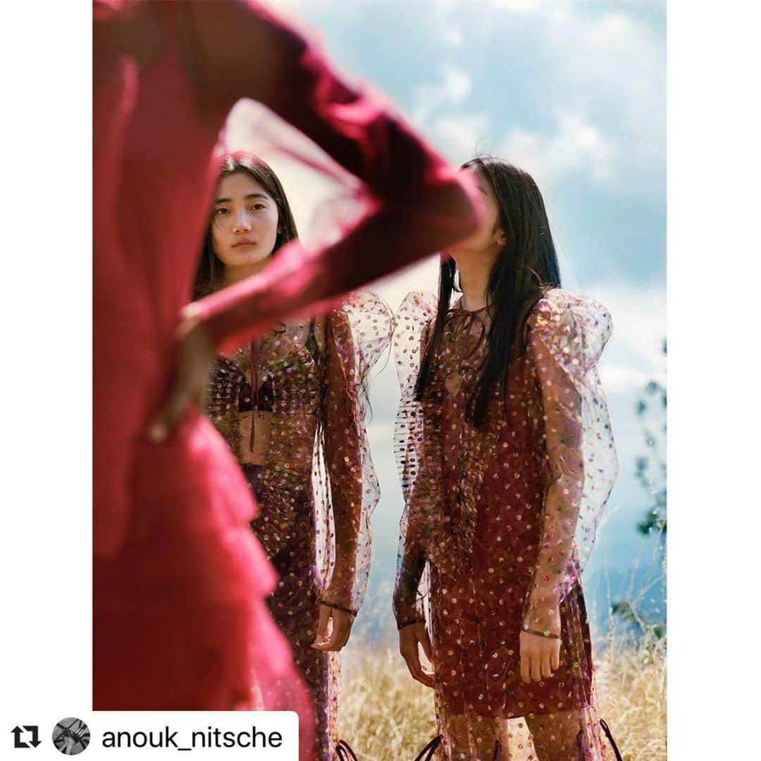 石塚啓次さんのインスタグラム写真 - (石塚啓次Instagram)「👏👏👏 #Repost @anouk_nitsche with @make_repost ・・・ Niko y Ririko for @thelissome」12月10日 3時57分 - keijiishizuka