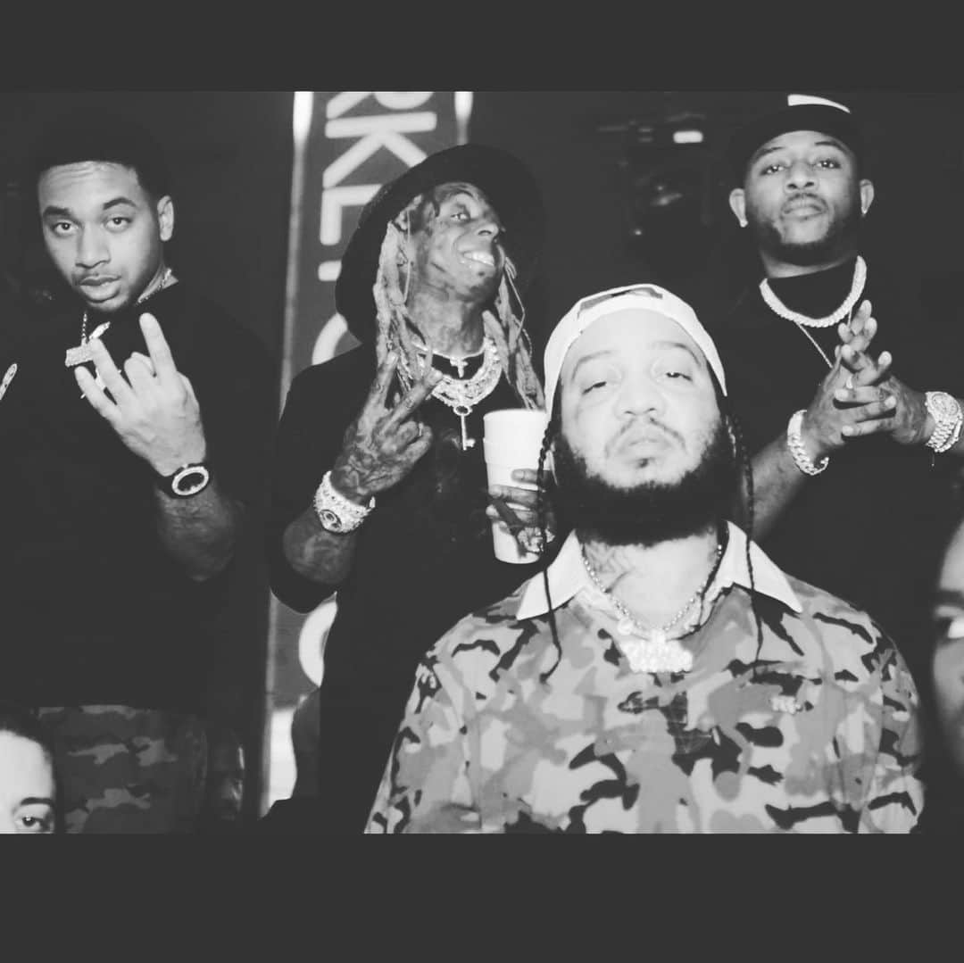 マック・メインのインスタグラム：「Last night of Basel! Back to work! #HappyBdayKhaled #livonsunday」