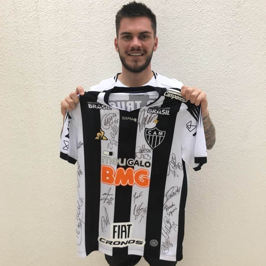 ナタンのインスタグラム：「SORTEIO  NA  ÁREA 🐔💪🏻 Regras 👇🏻 •Marcar 2 amigos nos comentários •Não vale marcar fake ou famosos •Pode comentar quantas vezes quiser •tem que me seguir no Instagram  RESULTADO 👇🏻 Sorteio será realizado na PRÓXIMA segunda-feira dia 16/12/2019 na parte da noite  BOA SORTE - AQUI É GALO 🐓 💪🏻 ⚠️Comentários Aleatórios Serão Apagados⚠️」