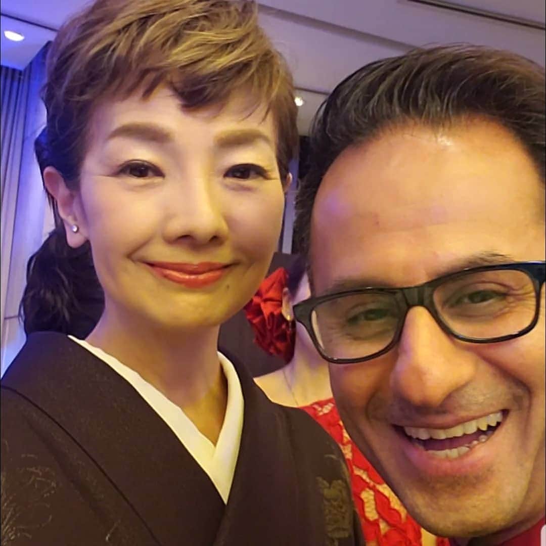 インゴのインスタグラム：「Last time party with one of the most famous Japanese actress SAIKO ISHIKI. She is so beautiful. lucky.☺💜」