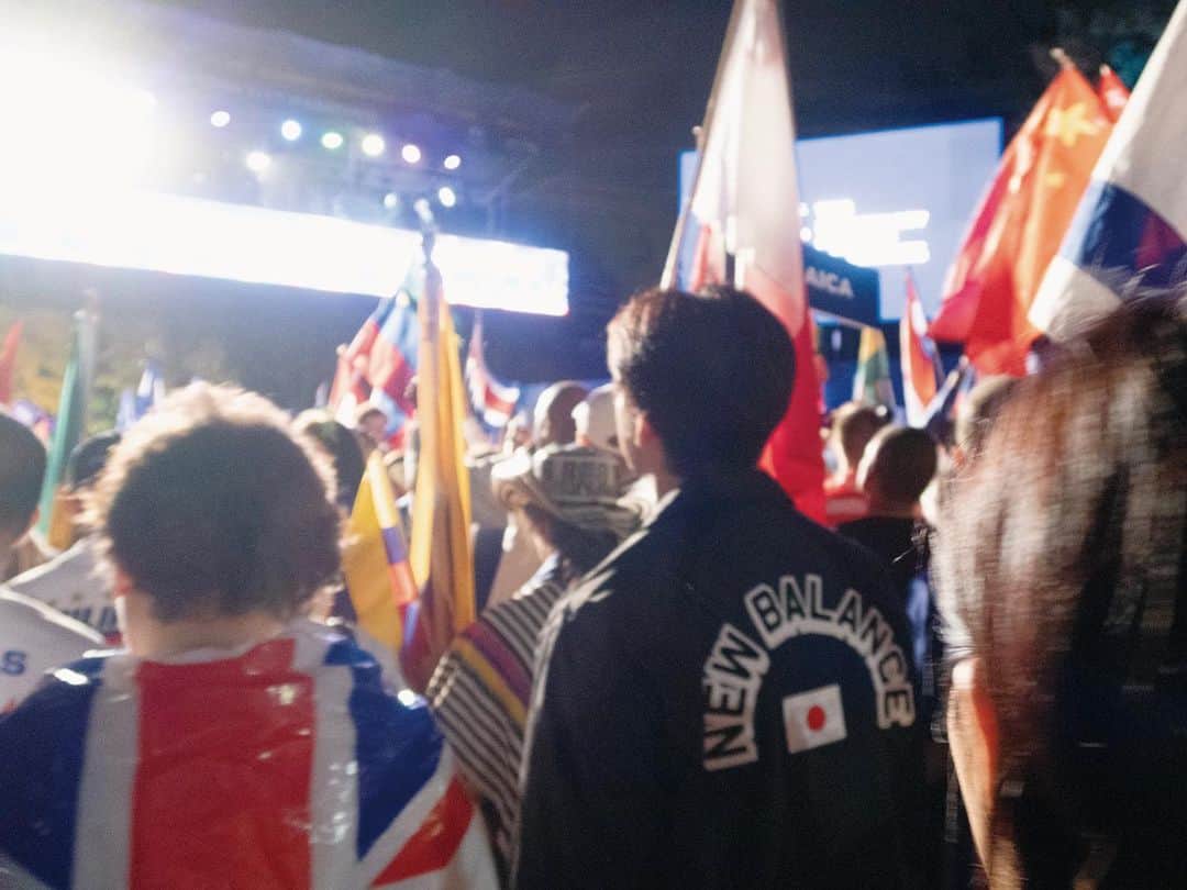 走るひとのインスタグラム：「Daitoh Shunsuke runs newyork city marathon  words, by ueda yuito - - 2018年11月、俳優・大東駿介は初めてNYCマラソンへ参加した。その旅に同行した小誌編集長・上田唯人の主観で綴る4000字のルポタージュ。 - -  #走るニューヨーク #走るひと #走るひと6 #hashiruhito」