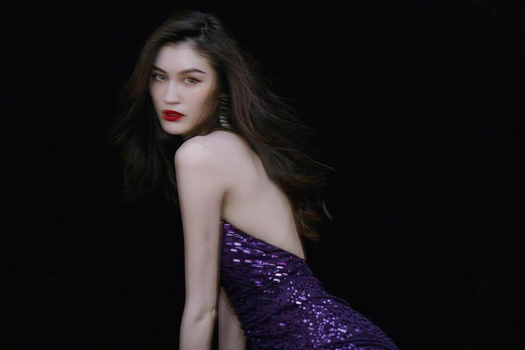 スイ・ヒーのインスタグラム：「✨」