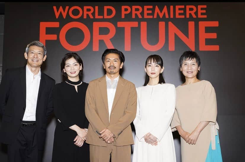 美舟さんのインスタグラム写真 - (美舟Instagram)「FORTUNE🌟 会見を聞いているだけでもかなり面白そう！悪魔との契約👿 恋人との数奇で残酷な一生…  #イギリスの演出家ショーン #脚本家のサイモン #美術家のポール #吉岡里帆　#hair #makeup #mywork #lovestory #fortune」12月10日 19時33分 - mifune2014