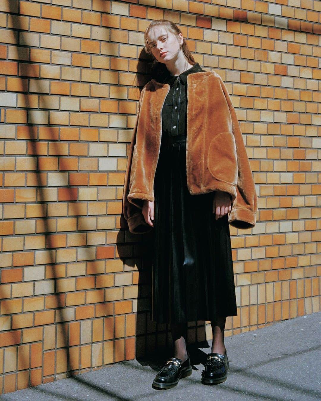 のインスタグラム：「CIAOPANIC for PERK No.34 . PHOTO— @reiko_toyama  STYLIST— @utsunomiyachiaki  HAIR— @kazuki_fujiwara_hair (Perle management) MAKE— @kumico_ando  MODEL— Diana」