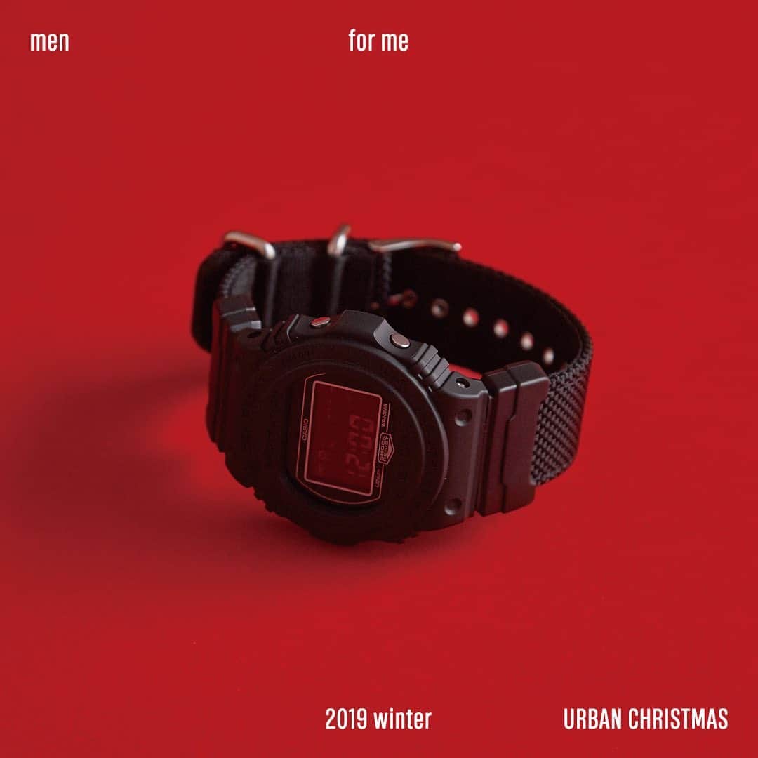 のインスタグラム：「-URBAN CHRISTMAS-﻿ for me...men﻿ ﻿ ﻿ ﻿ 「自身の、新しい時を刻むために...🎁」﻿ ﻿ ﻿ ﻿ #urbanresearch﻿ #アーバンリサーチ ﻿ #gshock﻿ #Gショック﻿ #urbanchristmas﻿ #urbanchristmas2019」