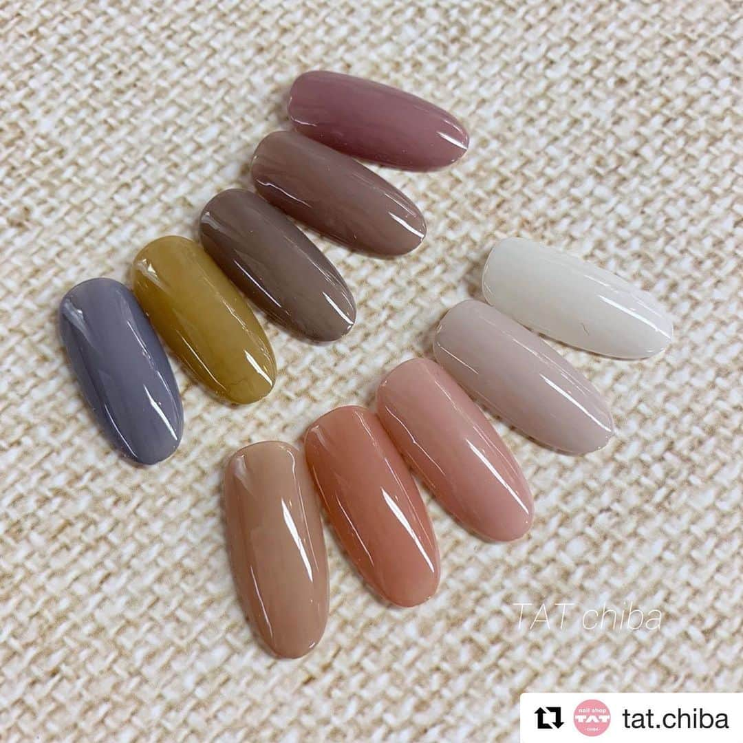 initygel_officialさんのインスタグラム写真 - (initygel_officialInstagram)「TAT千葉店さんでもLatte Collection 取り扱い始まってます💅💅 千葉県のネイリスト様、TAT千葉店を よろしくお願いいたします😌😌 #Repost @tat.chiba with @get_repost ・・・ . . ⸜❤︎⸝‍アイニティジェル Latte collection ¥1,401(税込) #09-80 . . こちらはトレンドのラテカラーです💓💓 シアーで優しい色味のブラウン、ベージュカラーなのでワンカラーにもぴったりです✨✨ . . #tat#tatchiba#nailshop#nailart#naildesign#nailist#nailstagram#nailsalon#inity#winternail#lattecolor#ネイル#ジェルネイル#ネイルデザイン#アイニティ#アイニティジェル#カラージェル#シアーネイル#ラテカラーネイル#オフィスネイル#シンプルネイル#ベージュネイル#ブラウンネイル#新商品#TAT千葉店」12月10日 12時58分 - initygel_official