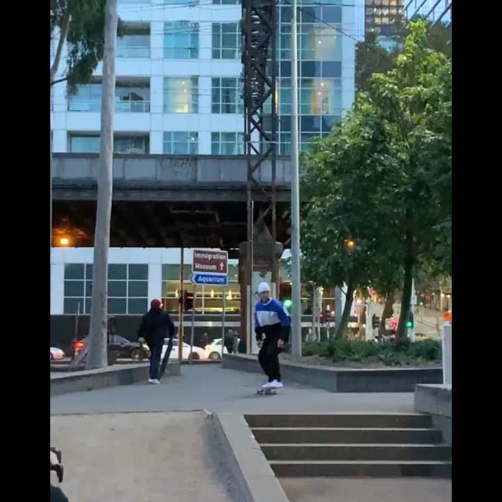スケートボードのカリフォルニアストリートのインスタグラム
